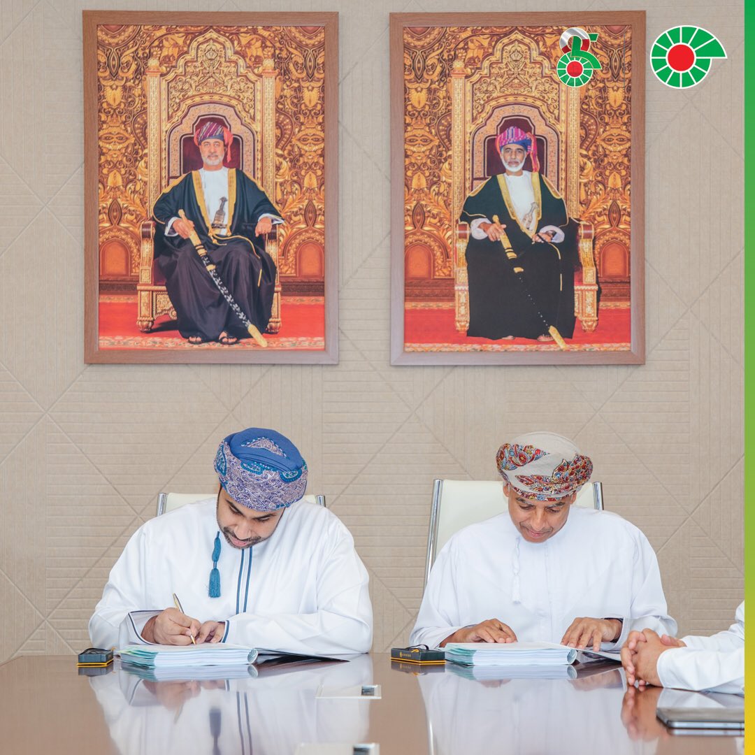 PDO_OM's tweet photo. #PDO signed a contract with Esbaar Artificial Intelligence Technologies and Drones to provide Remotely Piloted Aircraft Systems (RPAS) Services for routine surveys, inspections, and surveillance tasks across PDO’s operations areas. https://t.co/fnBhuHFeQN