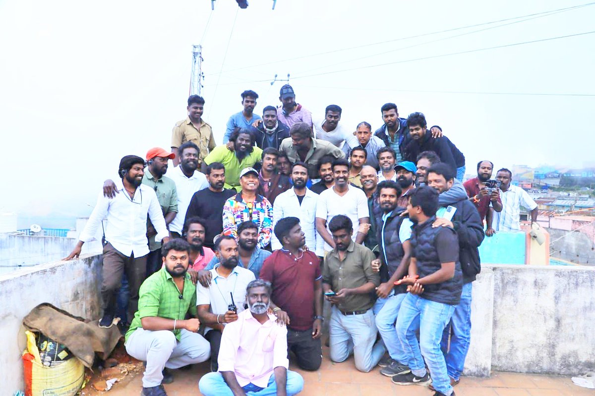 VJ_Krishna18's tweet image. Team #viduthalai Wrapped their #Kodaikanal Schedule...
Oru tharamaana #ActionSequence shot here🔥
Next team to shoot at #Sirumalai for next Schedule
@sooriofficial @BhavaniSre @mani_rsinfo @rsinfotainment #VetriMaaran @VijaySethuOffl @RedGiantMovies_
December Or January Release🙏