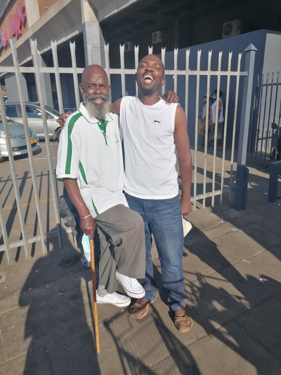 obertdube_poet's tweet photo. Today I bumped on this boy,,,, Morison Nkomazana ,he is always ever  smiling. 
1 He was my father close friend 
2 Our rural neighbour
3 when I was a child I had a serious stomach problem that stopped me to go to school, and he served me.
I owe him a lot.
#appreciationtime. https://t.co/JvjMRMGOB7