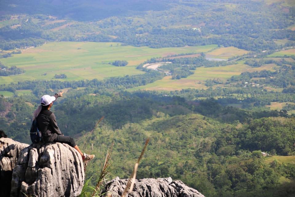 TeddyBaguilatJr's tweet photo. Matangili rock formation. In Lamut, Ifugao. Will climb this one weekend in October. Para I can also promote the mountains of my hometown. #JoinersCanJoin #GoingFor50 https://t.co/V0Sl5rNELg