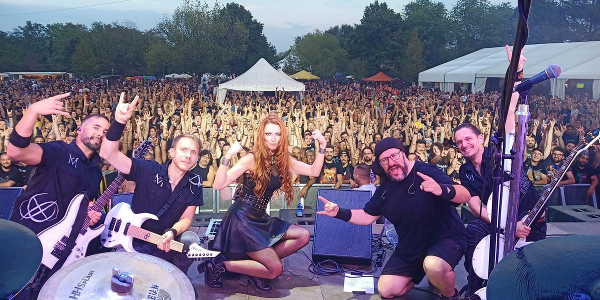 MoonlightHBand's tweet photo. Throwback to #metalforemergency - August 6th 2022, what a day!๐๐ค
#moonlighthaze #animus #powermetal #symphonicmetal #Metal #chiaratricarico https://t.co/WChh6t3Zcw
