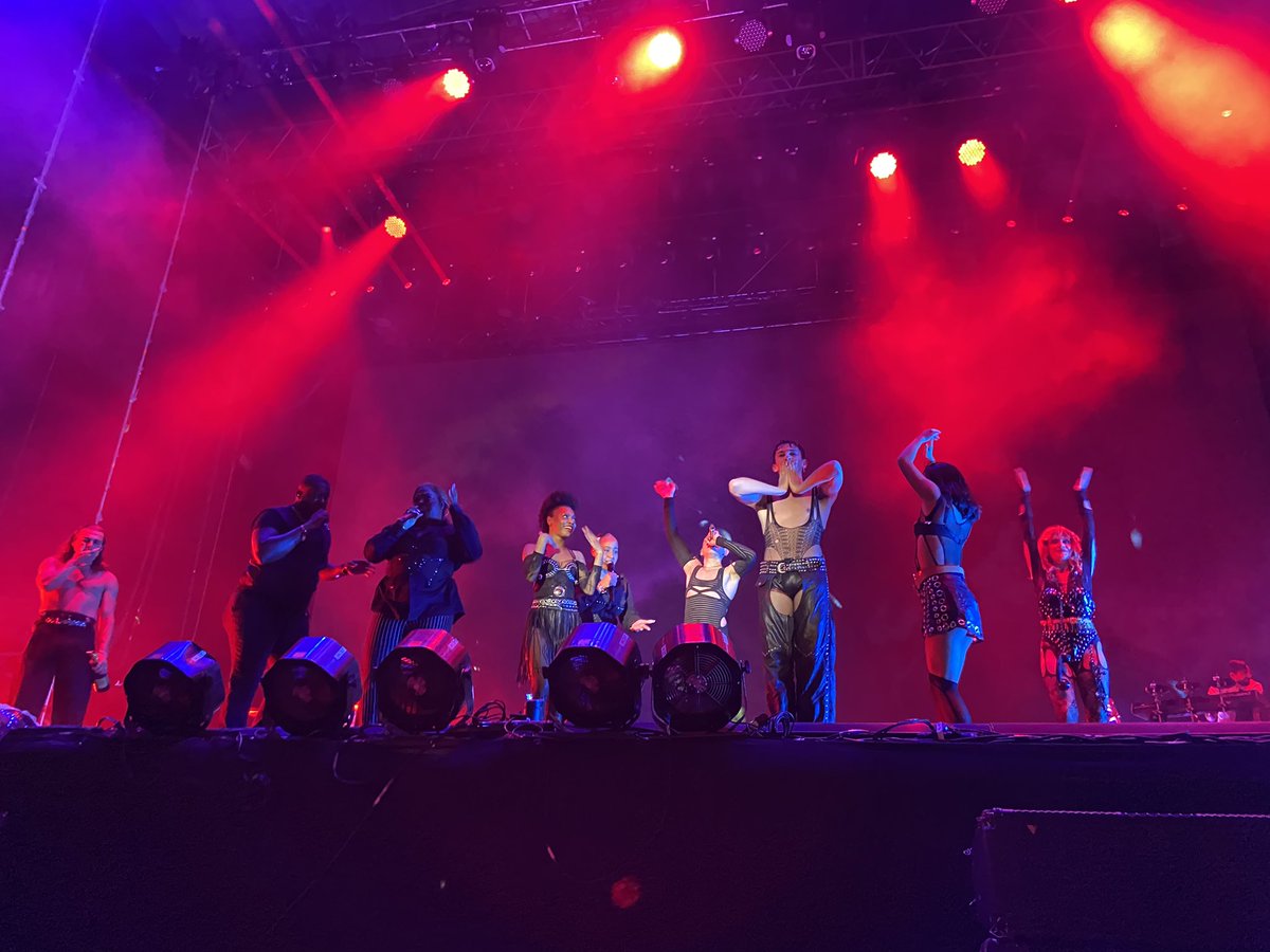 hxpe_hrn's tweet photo. thank you infinitely ✨✨✨
@yearsandyears #DCODE2022 https://t.co/miW20rb43B