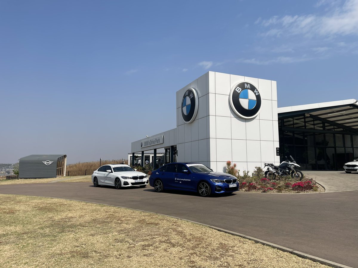 khuleonwheels's tweet image. We have arrived at BMW Driving Experience in Johannesburg where will be sharpening our daily driving skills. The day will comprise of practical and theoretical course that includes collision avoidance, skid control and defensive driving, just to… #BMWSA #BMWDrivingExperience