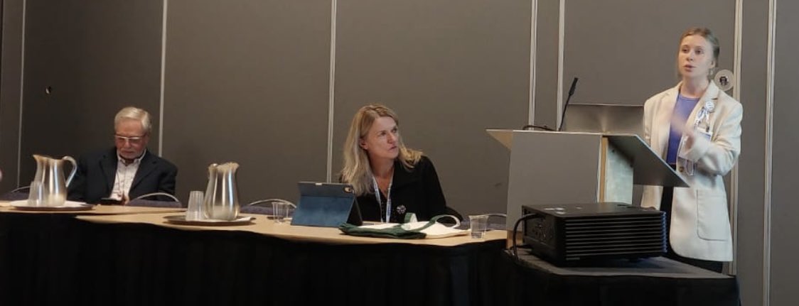 SNMorgnstern's tweet photo. Personal #APSA22 highlight: presenting my work to the authors I cite. Perfect feedback opportunity https://t.co/5TtbdaiETD