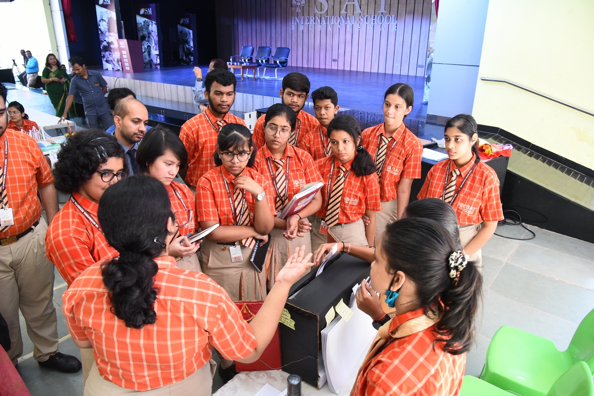 SAI_Edu_In's tweet photo. SAIoneers of Class XI & XII of Humanities stream, visited SAI International School to witness the Humanities Model Competition 2022, on September 17.
#Humanities
#ModelCompetition
#ExperientialLearning
#InnovativeExhibits
#21stCenturyLearning https://t.co/OPHoNjSC7z