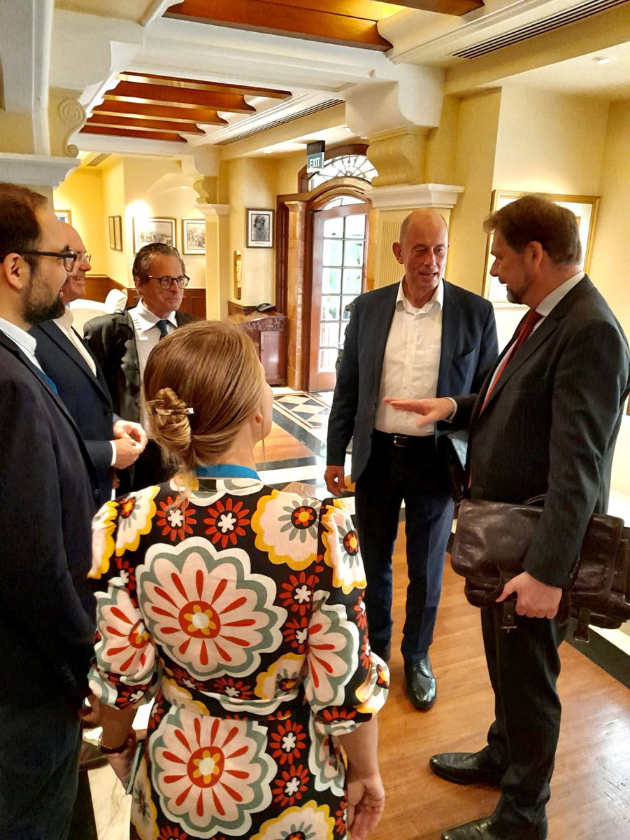 GermanAmbIndia's tweet photo. Strengthening Indo-German ties in areas of economy, universities &amp; skilled labor migration: I briefed Minister @WTiefensee and his impressive delegation of 30 people from Thüringen this morning in Delhi. Welcome to India, let’s seize the opportunities! https://t.co/NsFoPOwI59