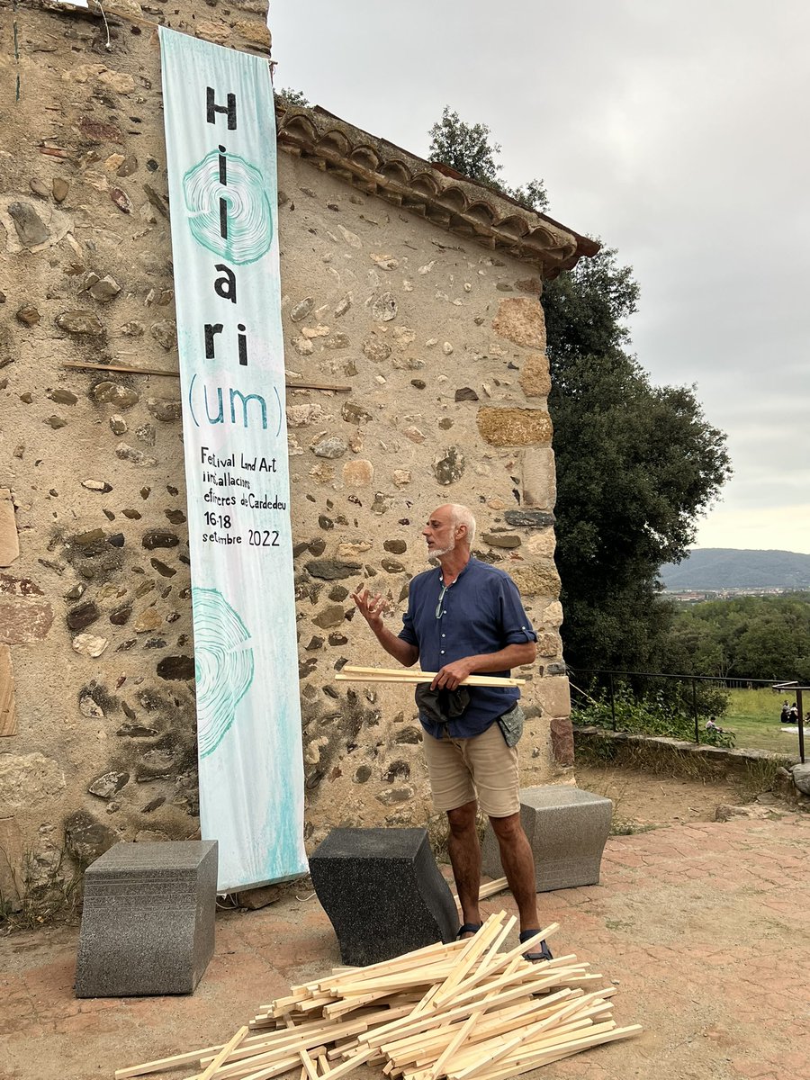 Aquest cap de setmana he donat suport al <a href="/hilariumfest/">hilariumfestival</a> en nom del <a href="/CCV_ORIENTAL/">Consell Comarcal Vallès Oriental</a> <a href="/Turismevalles/">TurismeVallès</a> . Un festival de nova creació de #LandArt i que uneix Art amb Natura, dos pilars fonamentals els quals hi volem seguint apostant des del Consell Comarcal. 

#ApropatiViu