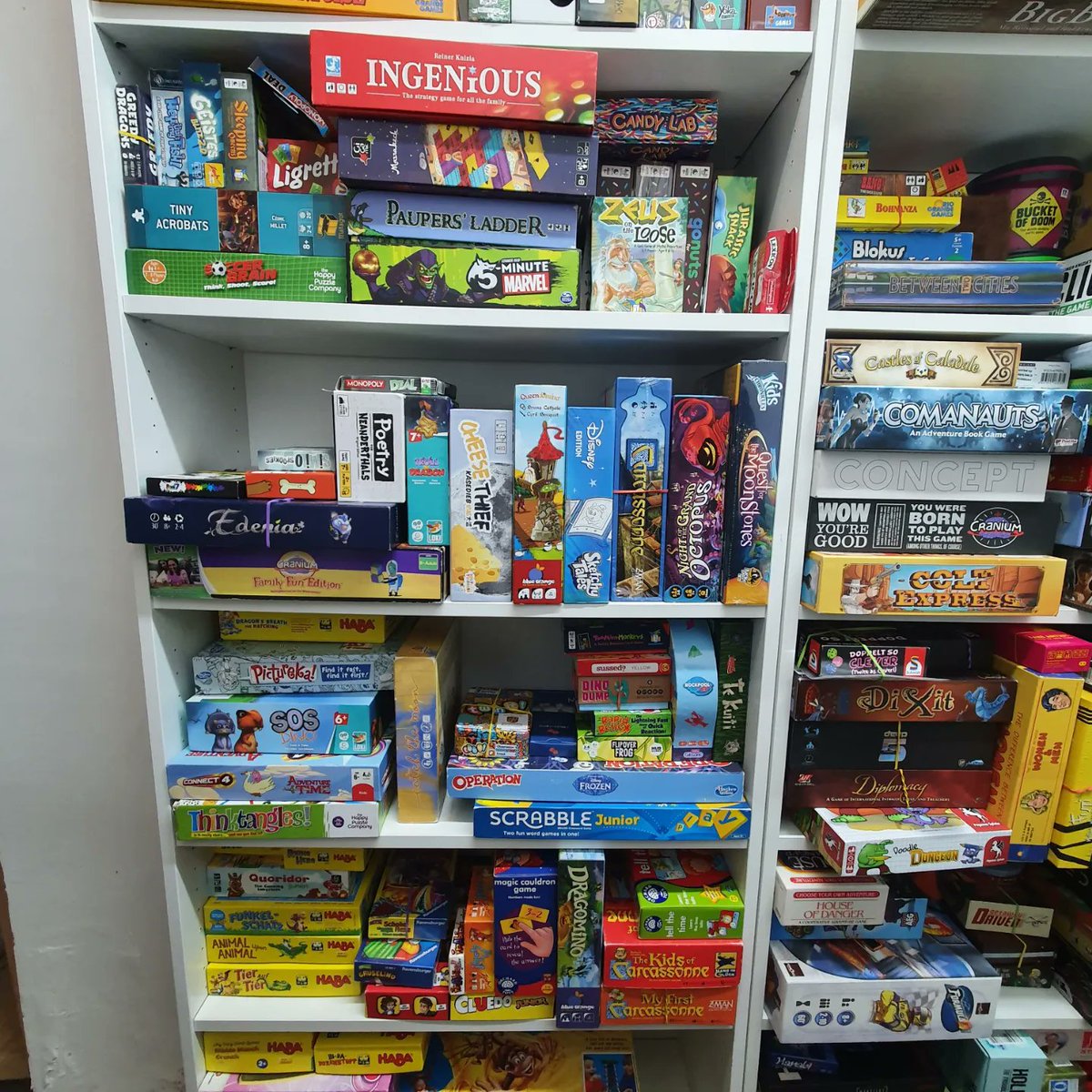 HerefordBgamers's tweet photo. Free community games library. #HBCommunityLibrary. 450 games, 50 jigsaws, giant games, rpgs and tables/chairs. A happy covid accident- lending into lock down homes. https://t.co/CUmCFinKP9 #boardgames #cardgames #hereford #gamesLibrary #positivehereford https://t.co/MTVjdtG58c