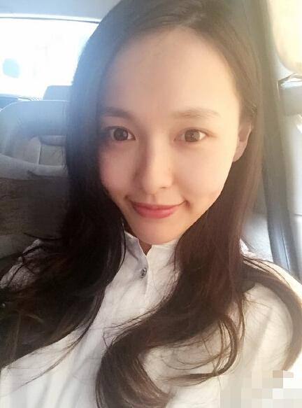 물이 넘쳐흐르고 욕구가 충만한건 당신만이 나한테 할수 있는거에요, 저의 몸이 제 말을 듣지 않는것처럼요