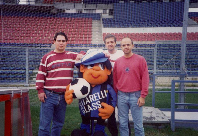 @3PIAPC @ChrisBessex @AndyLeaning1 @NeilPalmerbooks @BCFC_FPA The security was non existent around the ground when we went for a look the previous day. So took some snaps