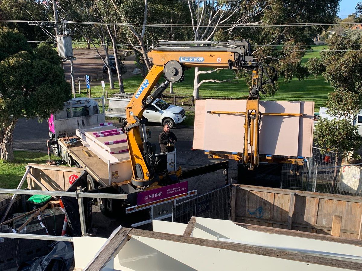 CleanPlaster's tweet photo. @siniataustralia and @plastamasta_hallammornington delivering the goods at our Sandringham project.
.
.
#cleanplaster #distinctlydifferent #melbourne #plaster #squareset #sandringham #builder
#siniat #siniataustralia #awci #awardwinningplasterers #turningplasterintowow https://t.co/tmJNqv0GPU