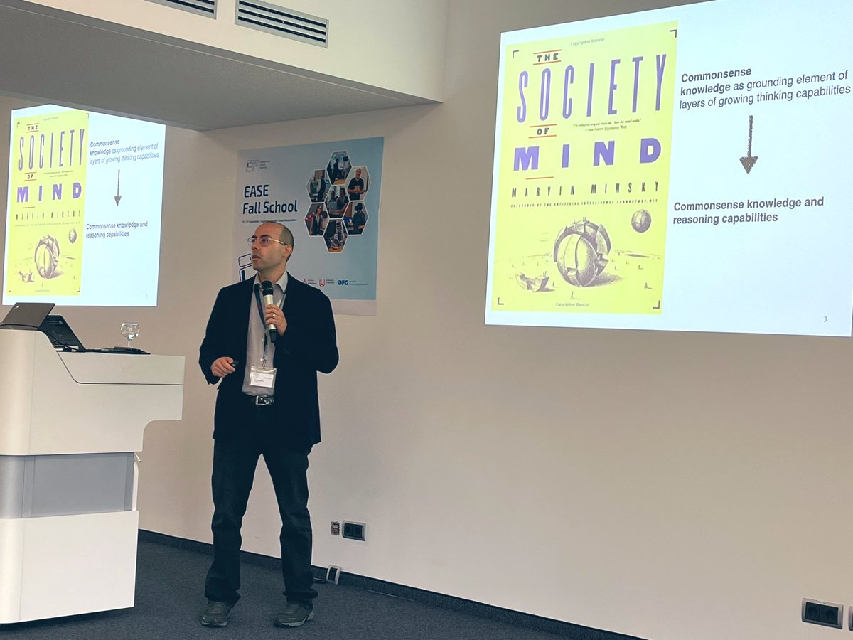 ease_crc's tweet photo. We are in time and @antoniolieto just starts its first lecture at our #easefallschool. Let’s find out what are the benefits of A COMMONSENSE REASONING FRAMEWORK FOR DYNAMIC KNOWLEDGE INVENTION VIA CONCEPTUAL COMBINATION AND BLENDING https://t.co/shJJRffKAS