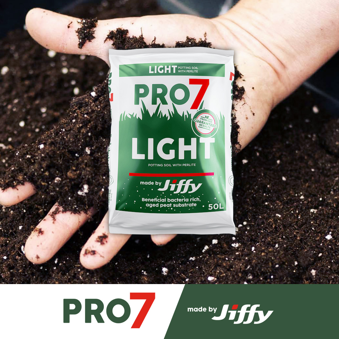 growin_de's tweet photo. Schnelle, starke Bewurzelung - mit dem Jiffy PRO7 LIGHTMIX https://t.co/zoZOdYiMGc