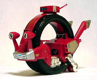 ギーツ、せっかくならカブタックオマージュでデンデンローラー風バイク出して「ガ〇ツのパクリだ!!」って行くところまで行ってほしい 