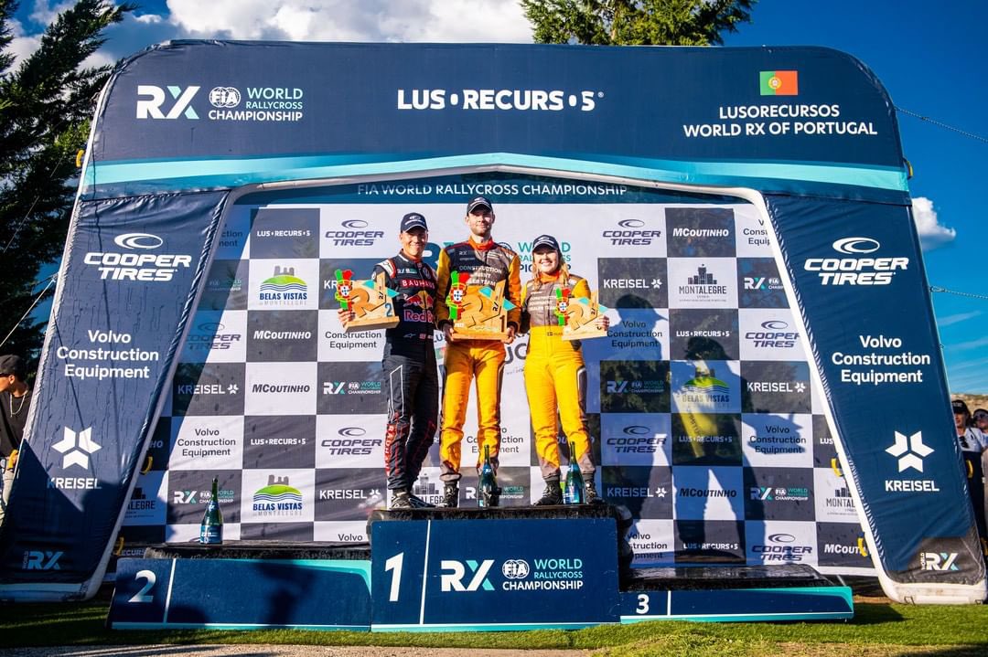 Apasionante doble header en el <a href="/MontalegreRX/">Montalegre RX</a> 🇵🇹!

🏆 <a href="/JohanKMS88/">Johan Kristoffersson</a> se llevó la 1a prueba y 🏆Niclas Gronholm la 2a!

Ya queda menos para que la nueva era del #Rallycross aterrice en el <a href="/Circuitcat_es/">Circuit de Barcelona-Catalunya</a> el 29-30 de oct.

Entradas 🔗 bit.ly/tickets-catalu…

#thenewerxa #worldrx