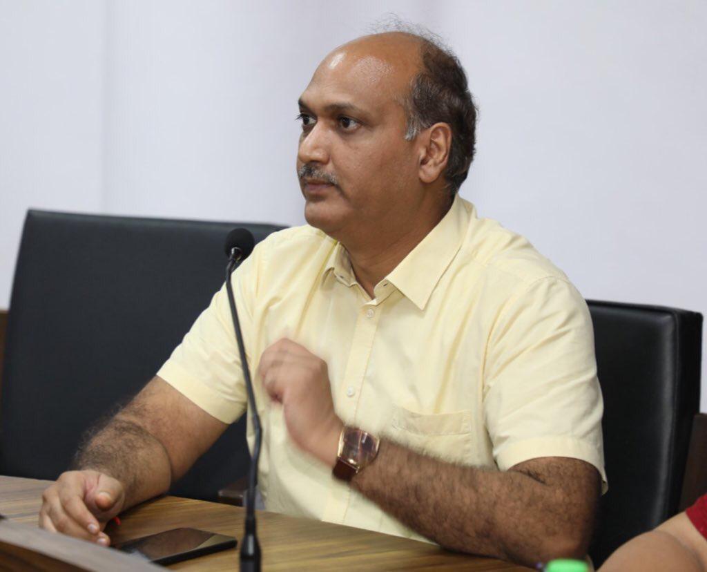 prabhatcdri's tweet photo. It was great delivering a talk on “Gaps in AYUSH system towards Drug Development” during AYUSH CME @CSIR_CDRI. It was well received by the participants @CSIR_CDRI @moayush @ritu_trivedi https://t.co/dPhVqUZIDi