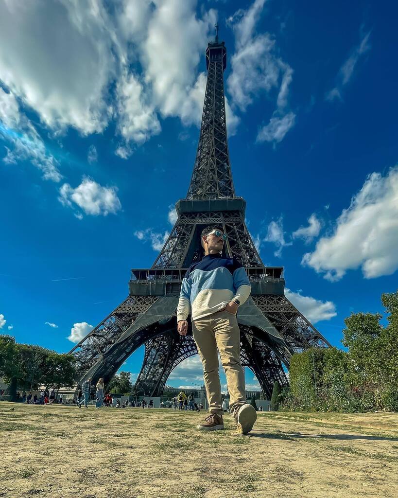 tukefran85's tweet photo. • 𝙳𝚁𝙴𝙰𝙼𝚂 𝙲𝙾𝙼𝙴 𝚃𝚁𝚄𝙴 • ✨

#paris #eiffel #toureiffel #france #guy #vacation #bestoftheday #photooftheday #picoftheday #photography https://t.co/sQW2Jl27Uz https://t.co/aT5wuqTsUJ