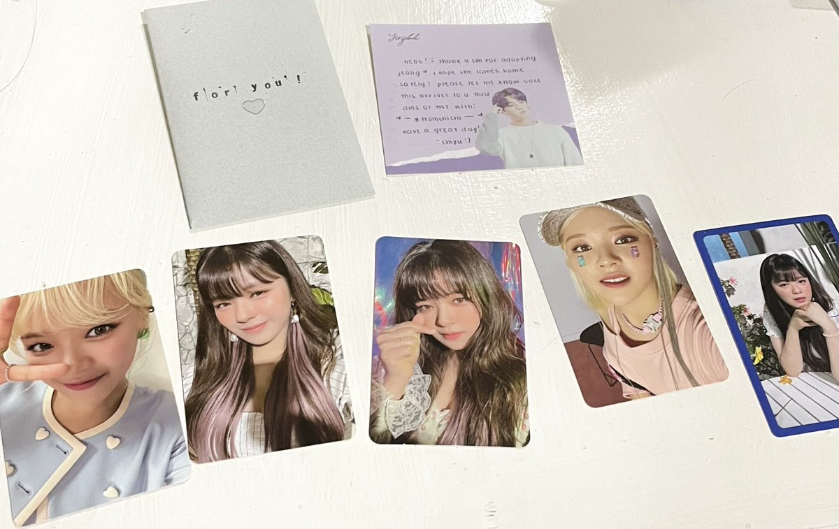 psyoungz's tweet photo. #fromchichi @eunhamail 

hiii, jy's pcs came home safely 🫶🏻 thank you sm for letting me adopt them! <3 and for giving me jeong's tol pob 🥹 as well as for the freebies! THANK YOUUUU SM 💗💗💗 https://t.co/aXDhvOQD9C
