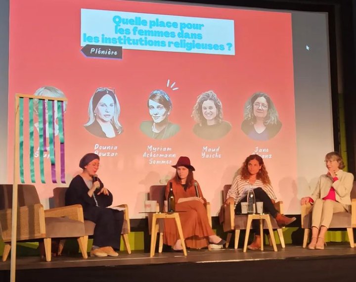 “Quelle place pour les femmes dans les institutions religieuses ?”
Table ronde avec <a href="/anne_soupa/">anne soupa</a>, Dounia Bouzar, Myriam Ackerman-Somer, Maud d'<a href="/InterFaithTour/">InterFaith Tour</a>, et <a href="/janestranz/">janestranz</a> !

📍Au festival <a href="/Empow_Her/">Empow'Her</a> <a href="/LaCiteFertile/">LaCitéFertile</a> où nous tenions aussi un stand #Coexister