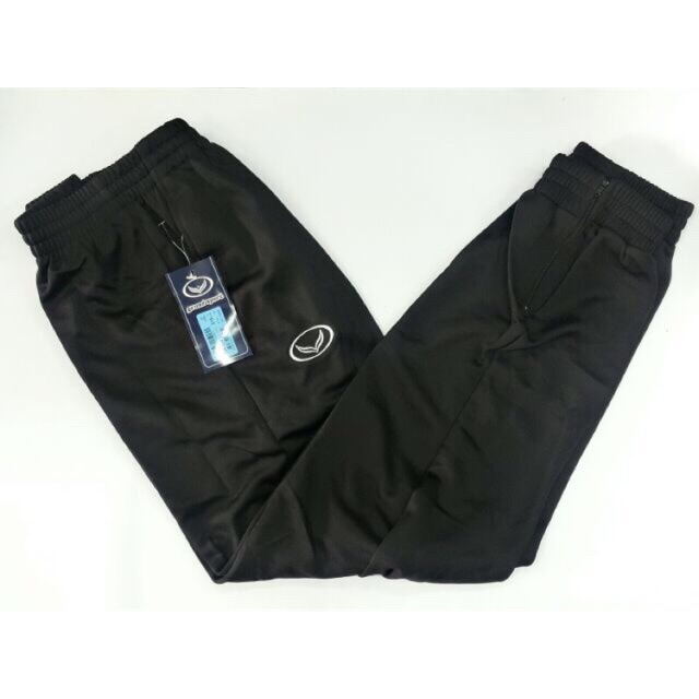 BaiyokOls's tweet photo. ฉันกำลังขาย กางเกงวอร์ม Grand spor... ที่ Shopee ในราคาสุดพิเศษเพียง ฿200 ซื้อเลยที่ https://t.co/HbfoJTKDGj #ShopeeTH https://t.co/wZo3qnILim