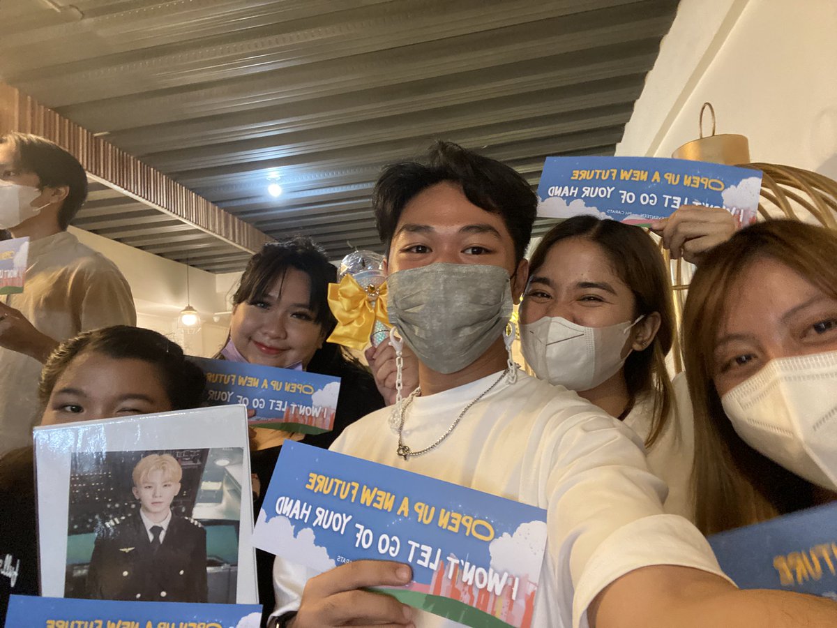 SeoulWhalienPH's tweet photo. Thank you @SVT7ogether and @seventeenphil for this fund raising event in preparation for BeTS Manila. Yesterday was a blast. Thank you also to all CARATS who came and for my new found friends. 

See you soon @pledis_17 #SectorPAM https://t.co/n4hxjTLK1P