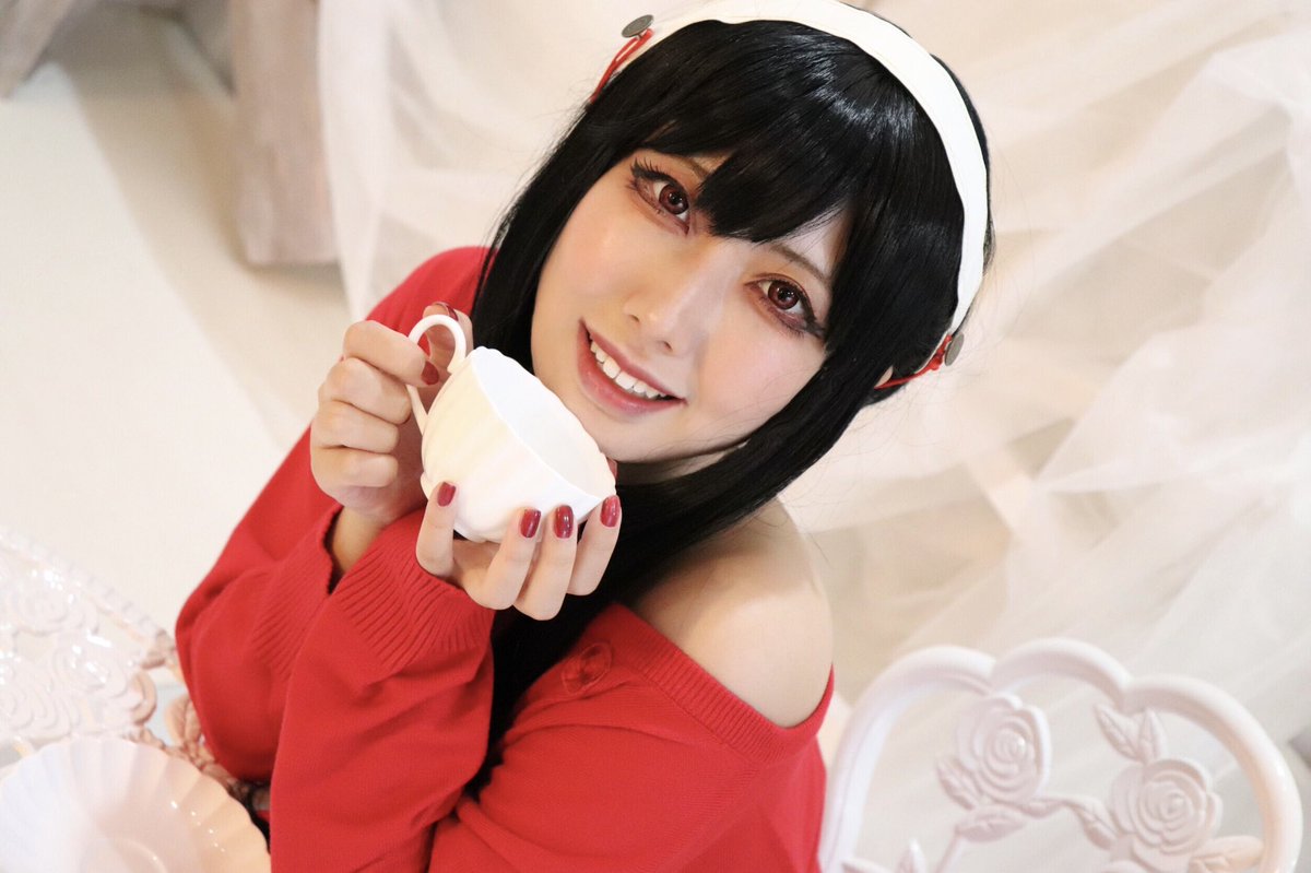 kurousa_ehime's tweet photo. Cosplay / SPY×FAMILY
ヨル・フォージャー(母)

お茶でも入れましょうか☕️

📷@makmako0808 
スタジオ:@flyingtowncos 

#spyfamily
#スパイファミリー
#コスプレ #ヨルさん
#kurousa_cos https://t.co/JXyf85hwN0