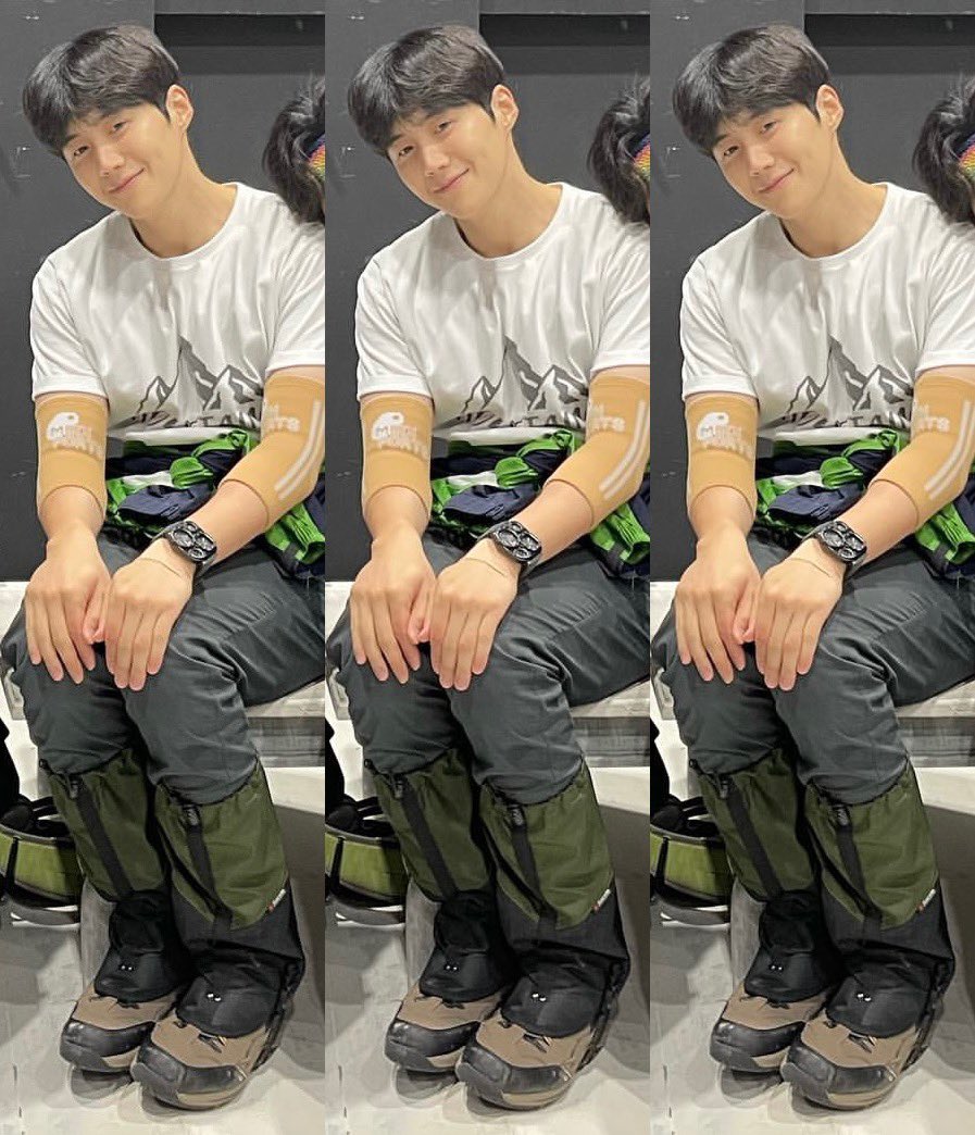 FdAYkYTaMAEoJ9g?format=jpg&name=medium