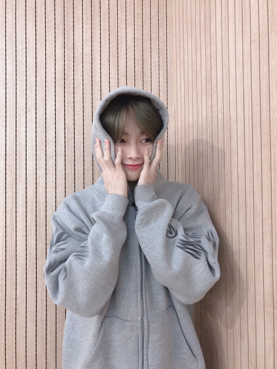 eimi_0227's tweet photo. How wonderful life is, now you are in the world 💙 https://t.co/dRuR1TtJtM