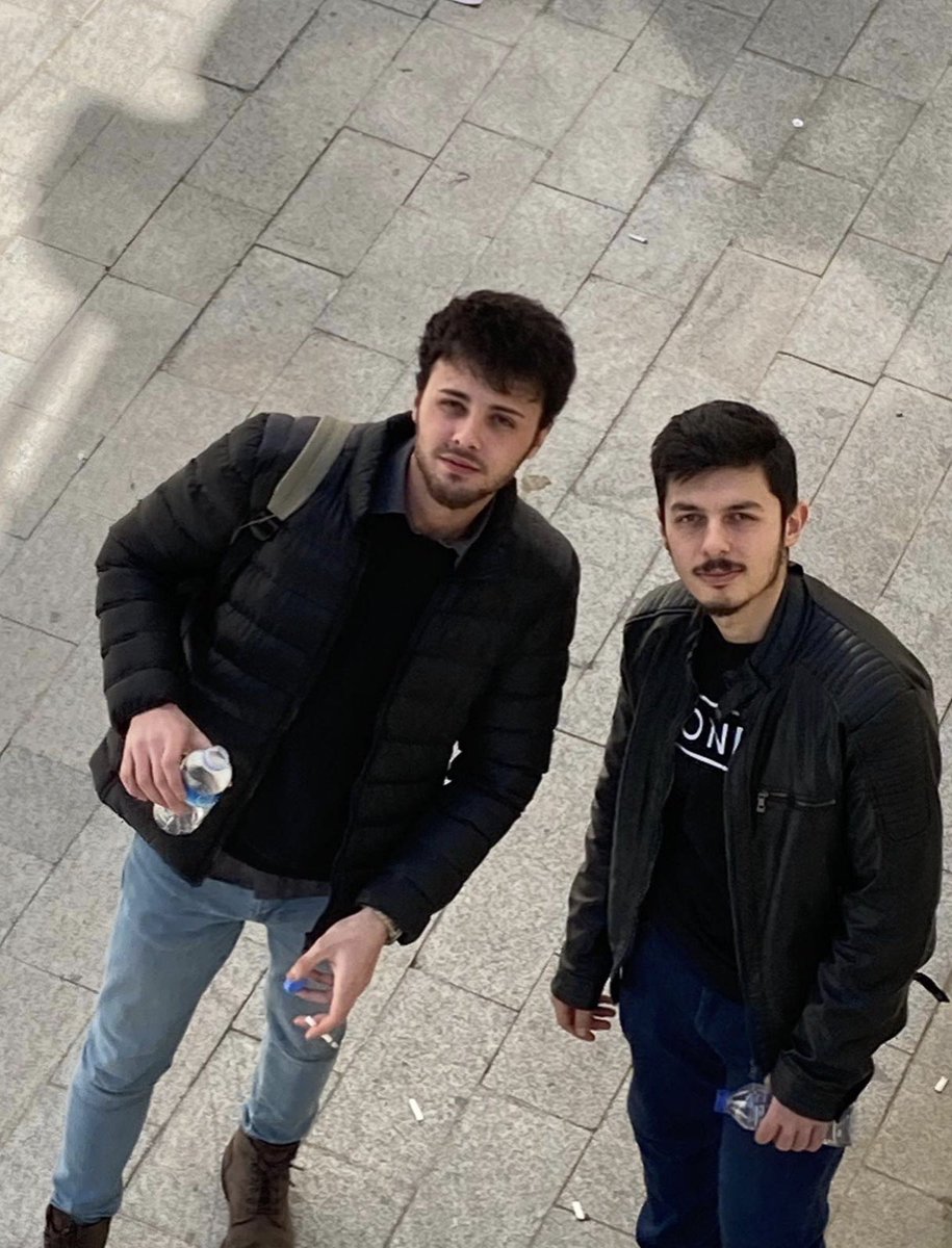 OsmanBasoglu_'s tweet photo. Adam fotoğrafçıyım dedi ürüne bak SGAJAKQJZKAKWJXNNDWKAJSXHS https://t.co/nix4LJsaEX