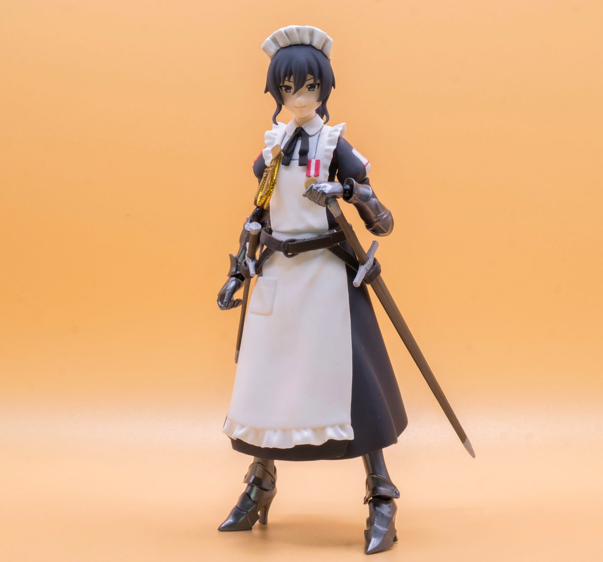 glusprues's tweet photo. Figma Makoto in Garden Guard garb. This is a custom figma kitbash inspired by @asterisk_kome 's Garden Guard series of artworks. #figma #goodsmilecompany #gardenguard https://t.co/KPn7KL13UM