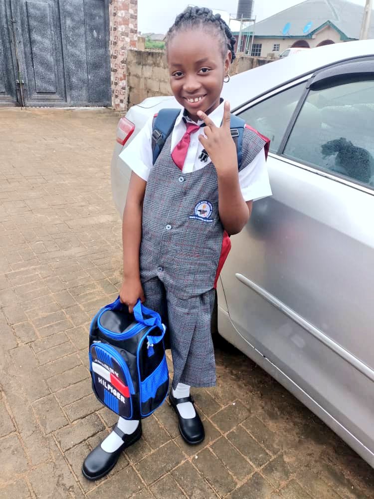 ipoola2013's tweet photo. Vacations are over. It is time to head back to school. Time to revise lessons, prepare for a new class, meet new and old friends.
#OmoT
#daddysgirl
#NextLevel https://t.co/7eijB7d7wH