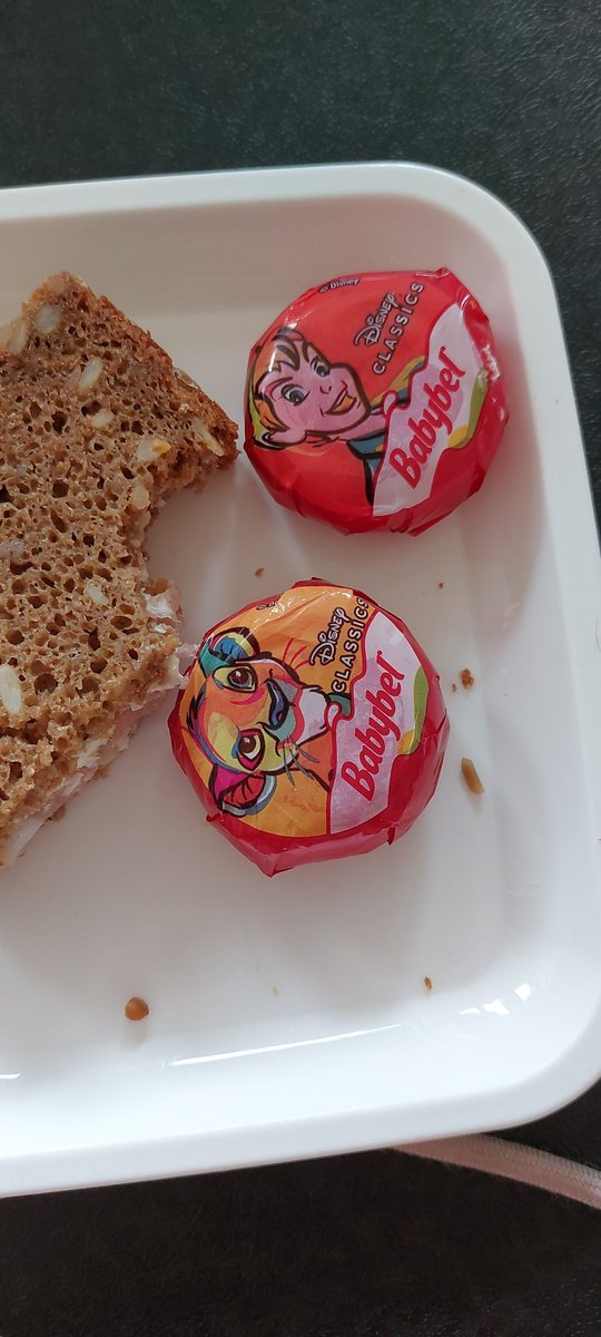 Aaaaawwwww das perfekte Schulbrot! 

KaffeeFee, Schulleitung,
Diktat Ende