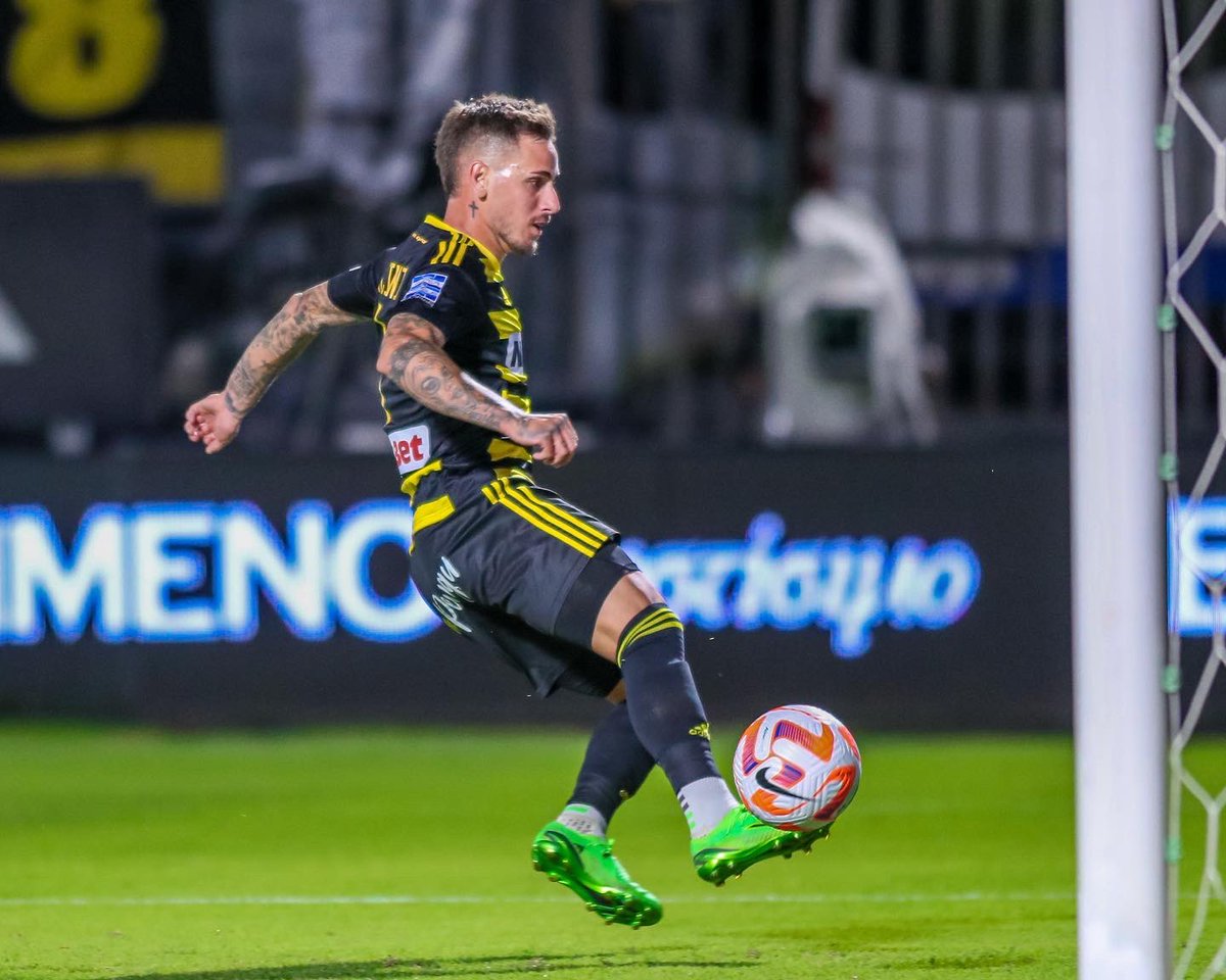 mancininano24's tweet photo. 🖤💛 https://t.co/5MArZAku6t