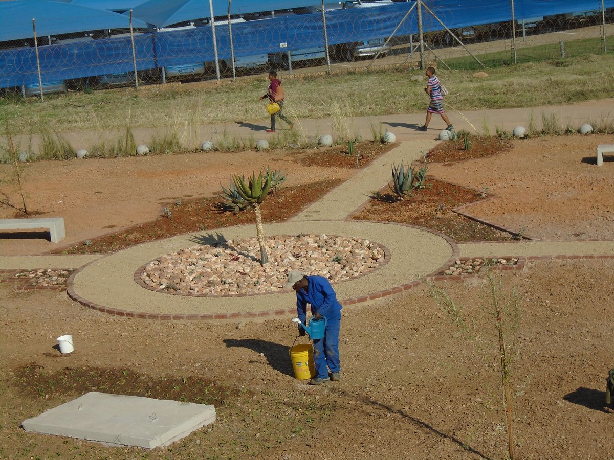 royalinroyal's tweet photo. For Commercial Landscape services, give The Caiman Bateleur Group a call on: 0722071717 https://t.co/lGNW34RkGY