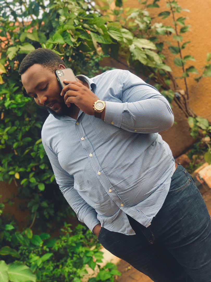 A happy birthday to <a href="/KyambogoRugby/">Amara Kyambogo Rugby</a> chairman &amp; <a href="/TouchUganda/">Uganda National Touch Association</a> founder <a href="/IvanSemuwemba/">Ivan Semuwemba</a> 

Any guesses on who he was calling?

🎂