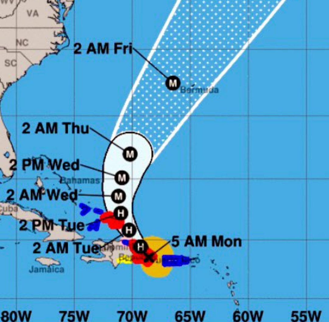 TemporadaCiclon's tweet photo. 🚨 BOLETÍN OFICIAL 5:00 AM 🚨

#HuracanFiona con vientos máximos sostenido 150kmph y rachas de 190kmph
Presión Central 977mb 
Velocidad de traslación 13kmph
#Fiona está entrando por la parte Este de República Dominicana.
#SiguiendoAFiona https://t.co/Qz8shGjhfr