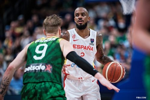 basketusa's tweet photo. Lorenzo Brown ne comprend pas les critiques https://t.co/FYfphI1c84 https://t.co/CJuatisvMN