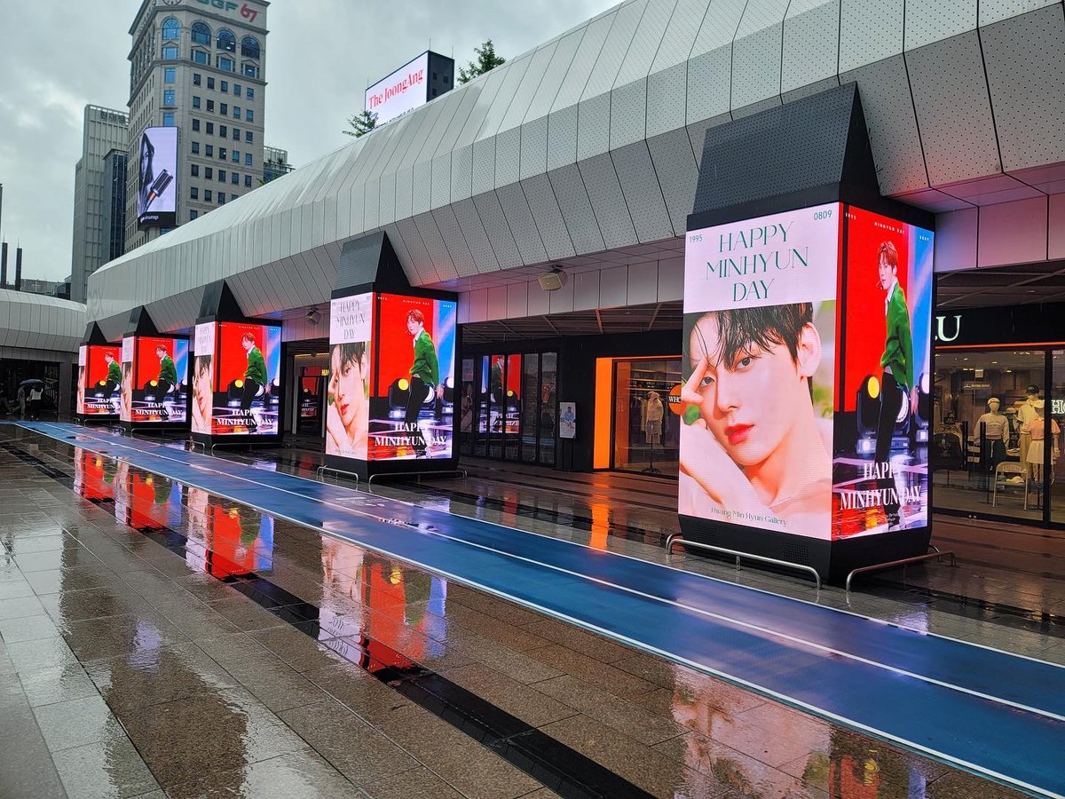 Artist_Support1's tweet photo. #황민현 군을 위한 생일 서포트💟

📍코엑스 브랜드 에비뉴 광고 
COEX Brand Avenue Ad

#MINHYUN #HWANGMINHYUN https://t.co/u7h42Guar9