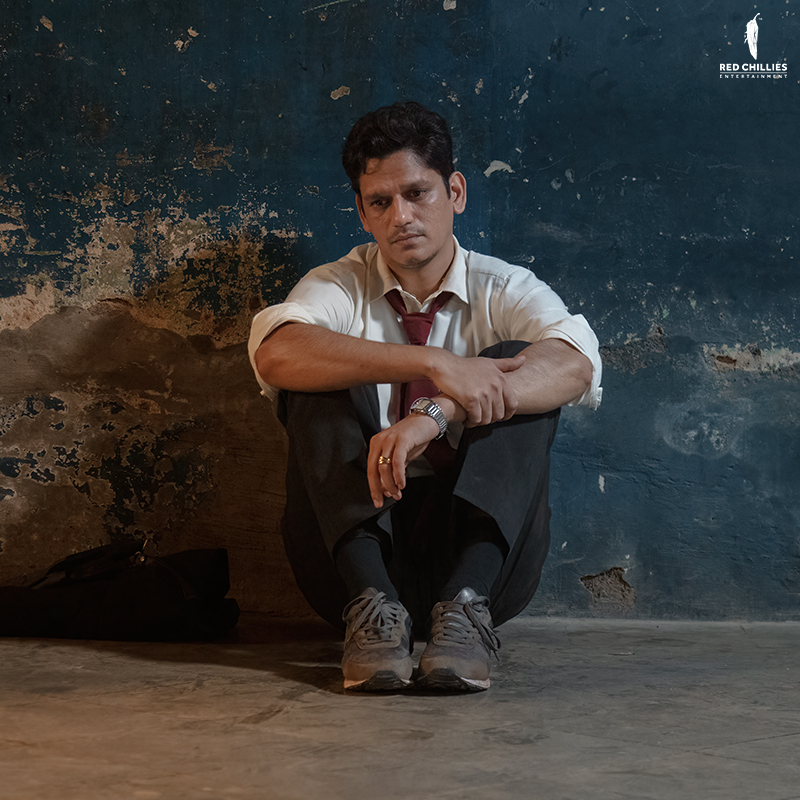 RedChilliesEnt's tweet photo. Darlings, yeh Mondays kyu aata hai 😫

#AliaBhatt #VijayVarma #ShefaliShah #RoshanMathew #Darlings #RedChilliesEntertianment #Monday #MondayMood #MondayBlues #BollywoodMovies #MoodOfTheDay #MovieScene #MovieStills #Movies #IndianFilms https://t.co/K2HRy7iPOU