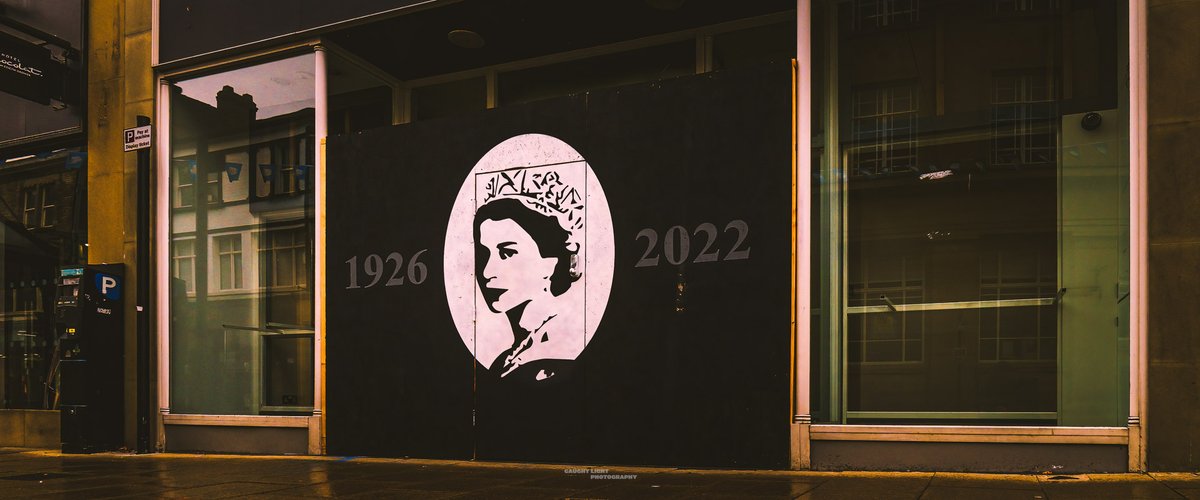 caughtlight's tweet photo. #Harrogate is quiet this morning, similar to during one of the lockdowns for Covid.
Notices up in many windows to remember the queen on the day of her state funeral.
#Signs #SignsProject #PersonalProject #History #Urban #Street https://t.co/L8NSiPNRDi