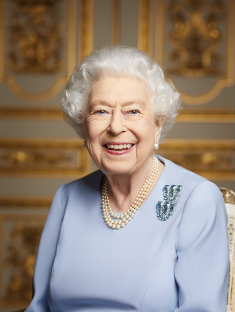 A day of reflection to mourn and celebrate a life that has passed.  Thank you Ma’am for your unwavering service and dedication. May you rest in eternal peace. #queensfuneral
