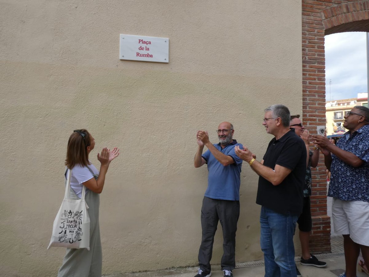 Inesicasole's tweet photo. Primer cap de setmana d'aquesta #SantaTecla2022 plena d'actes i amb molta participació als carrers!! 😍 https://t.co/BQ7pUnIYy0