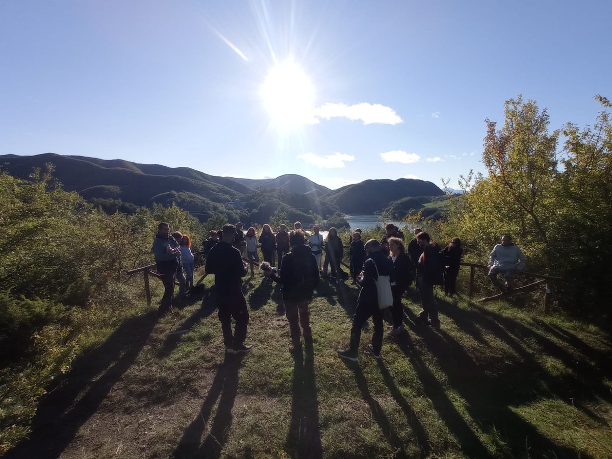 Si è conclusa ieri “Energie”, la terza edizione della Scuola di Ecologia Politica in Montagna.
Un grazie di cuore alla passione e alla dedizione di tutti coloro che vi hanno preso parte.
#UnioneAppenninoBolognese <a href="/cittametrobo/">CittàmetroBologna</a> <a href="/RegioneER/">Regione Emilia-Romagna</a> <a href="/Arter_ER/">ART-ER</a> <a href="/LRiabitare/">Riabitare l’Italia</a> #Boschilla