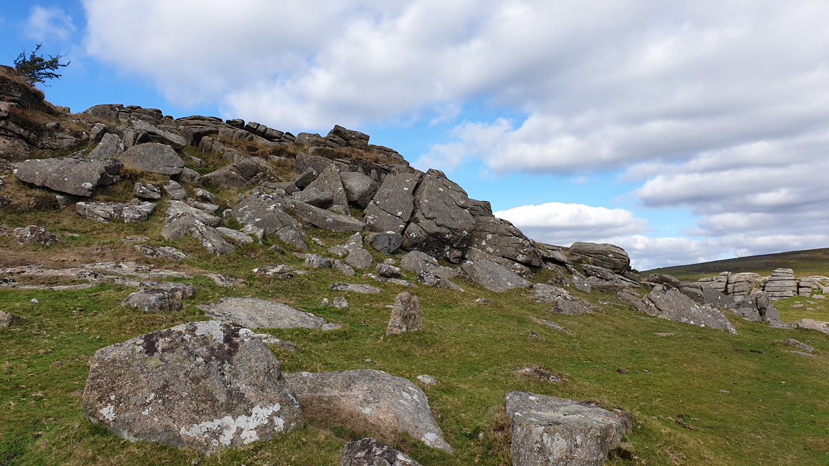brigrills's tweet photo. #SharpTor at #Dartmoor yesterday.#hiking #Hike
@andyjc0564 @arossoutdoors @basmange @CatherineMonk1 @cerizhanathomas https://t.co/rkXEu0wncJ