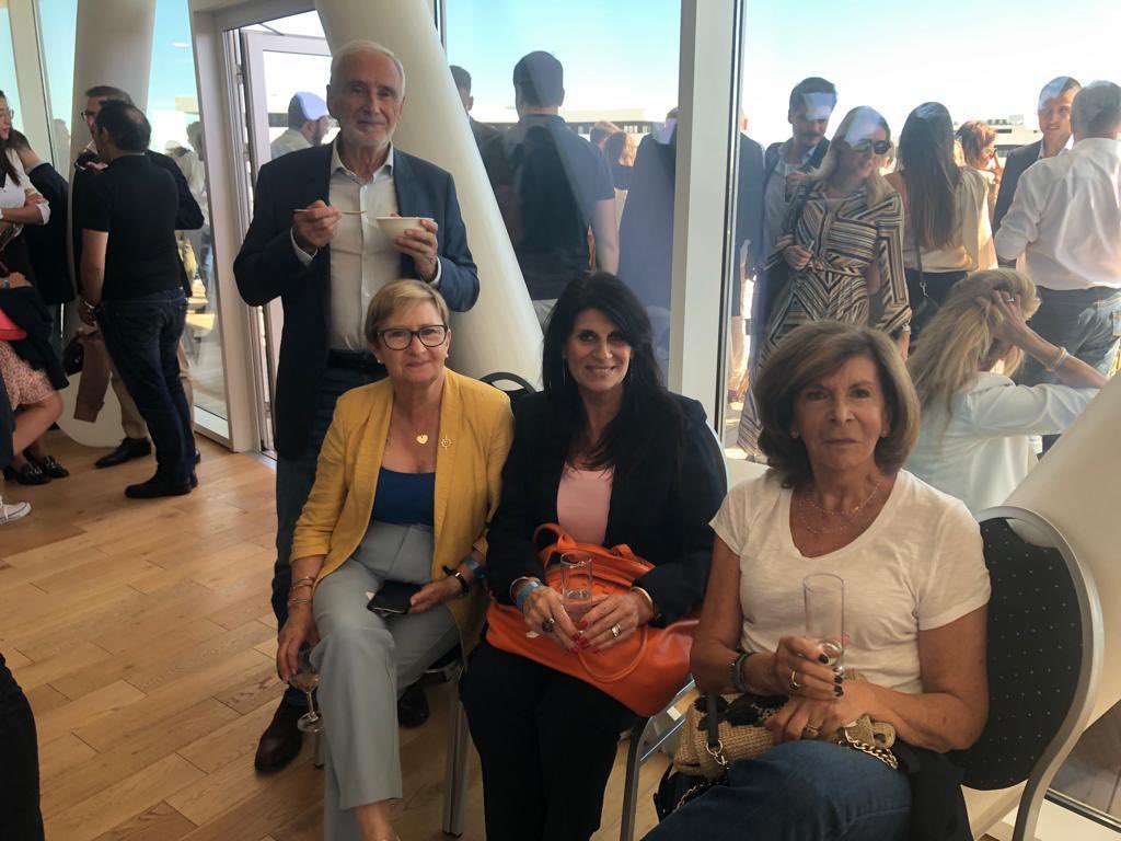 gisele_lelouis's tweet photo. Un superbe week-end de rentrée avec mes collègues et amis du @RNational_off à Agde ! ☺️🇫🇷 #Marine2027 #RNAgde
#ToutCommence https://t.co/9Ziw2bG7iy