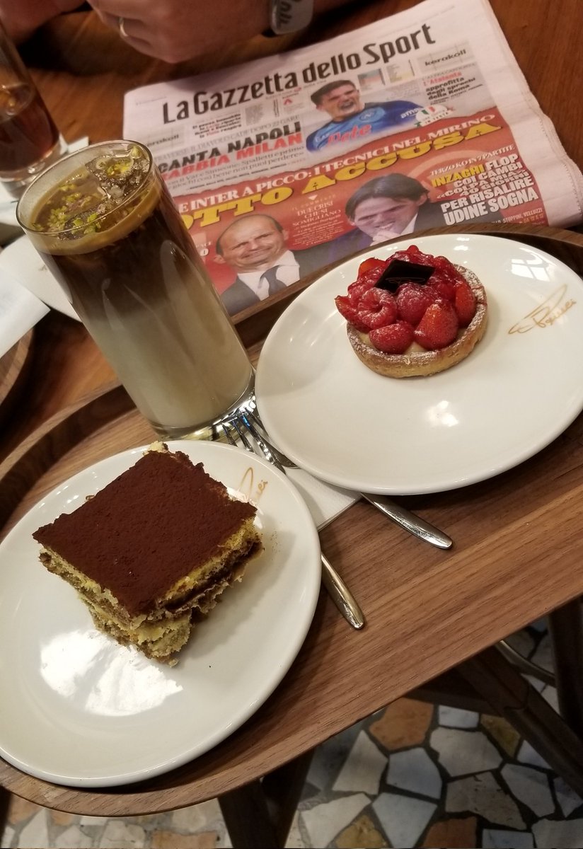 NapuleDBO's tweet photo. Buongiorno Milano!
💪💙💯🌋
#ForzaNapoliSempre #MilanNapoli #RoadWarrior #LegaSerieA #SAROCONTE #NonMollareMai #YouPlayToWin #GoBigOrGoHome #RespectNapoli https://t.co/47Pi5Rc69Z
