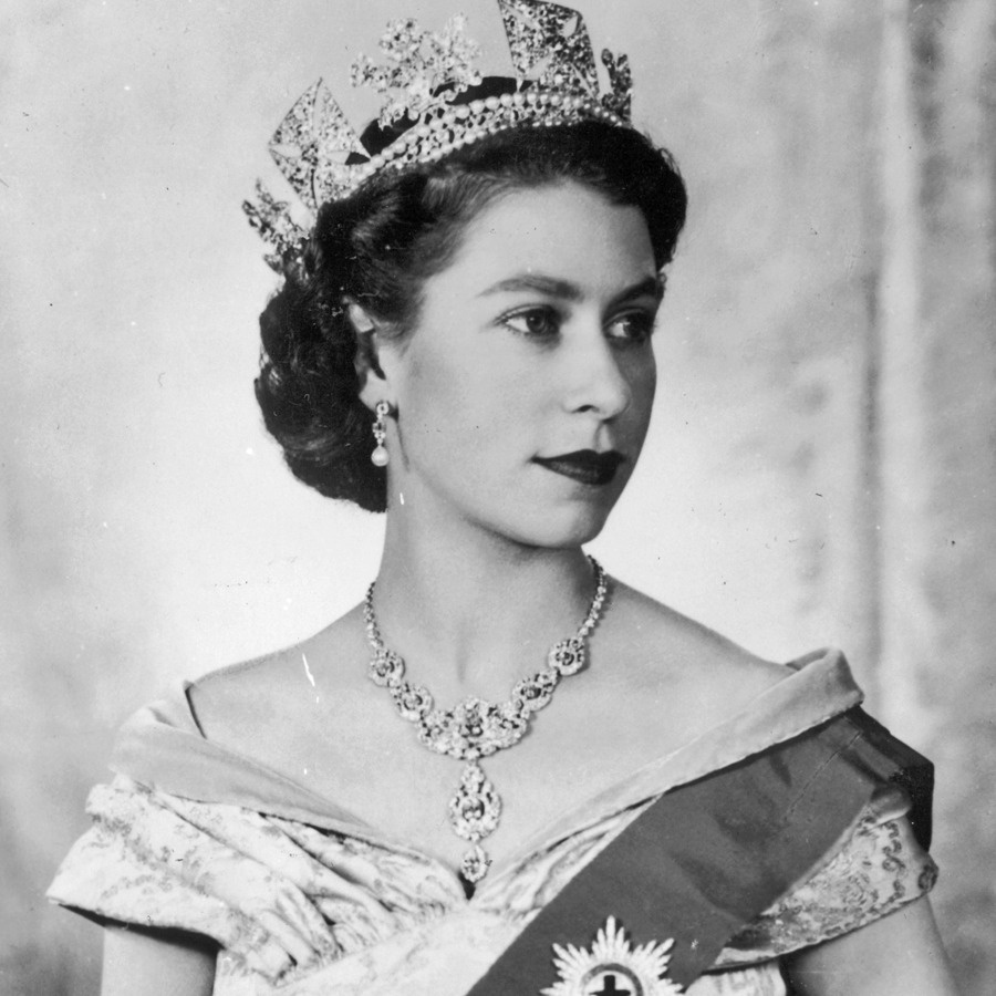 Here at FullCircle, our thoughts and condolences are with the Royal Family as we join the nation in mourning for the loss of Her Majesty the Queen.

#QueenElizabethII #GreatBritain