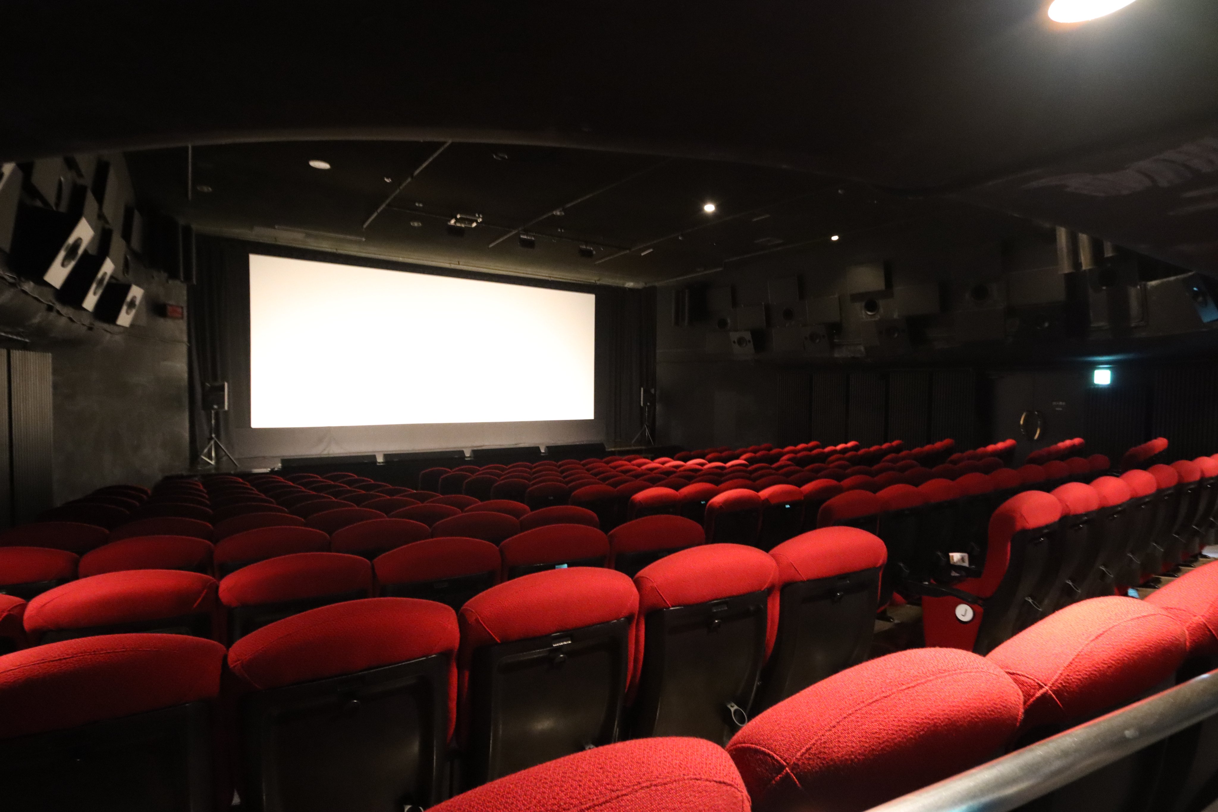 映画館がちょっと楽しくなるブログ ユナイテッドシネマ水戸 今日久々に訪問 試写室チックな箱で好きなシネマ7に 天候が悪い中でもなかなかの人数で賑わっていました ストレートなevサウンド 落ち着いた画は作品を選ばないのでとてもいいですね 今度は