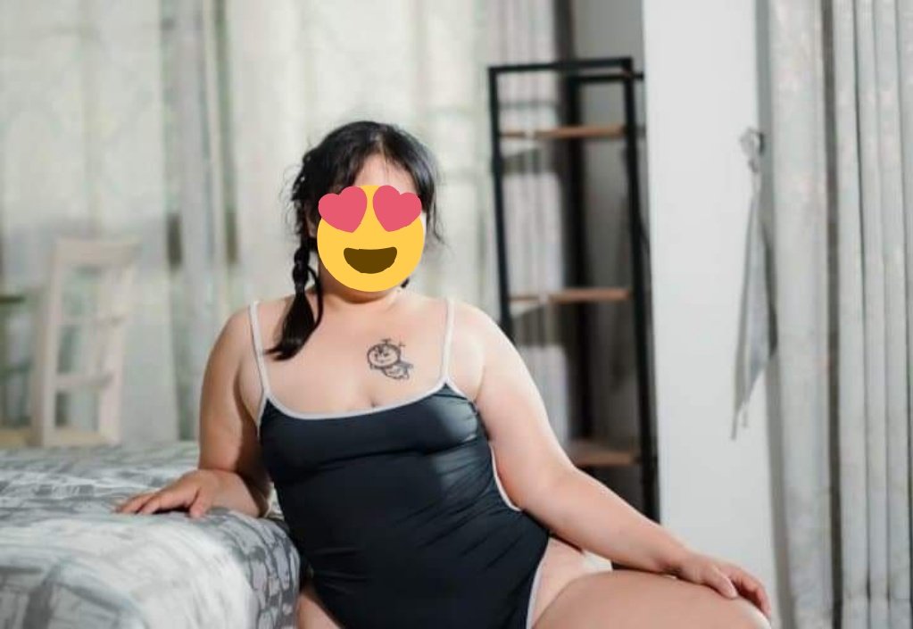 Ann1995An's tweet photo. แน่นมั้ยคะ เต็มไม้เต็มมือต้องเราแล้วป่ะ 😁🍆💦 https://t.co/ovSnzicmBG