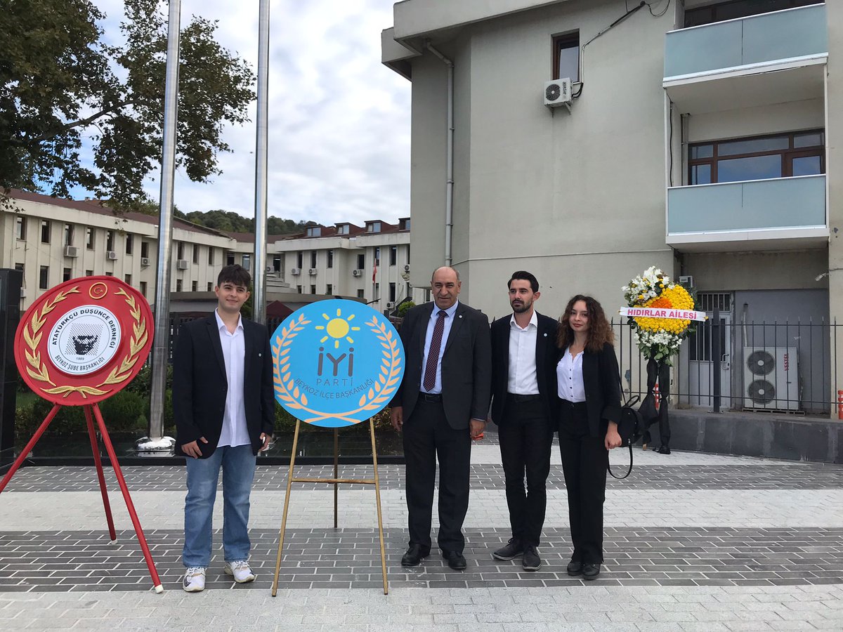 beykoz_iyigenc's tweet photo. Başta; Türk'ün son kalesi, Türkiye Cumhuriyeti Devleti'nin kurucusu Gazi Mustafa Kemal Atatürk olmak üzere, tüm gazilerimizin #GazilerGünü'nü kutluyor, en derin saygı ve şükranlarımızı sunuyoruz... https://t.co/0JUgwxJos0